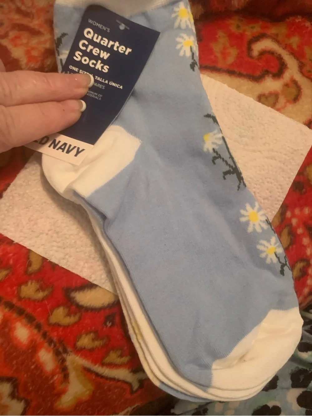 Old Navy Light Blue Daisy Quarter Crew Socks NWT